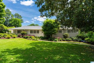 709 VESTAVIA LAKE DRIVE, Vestavia Hills, AL 35216