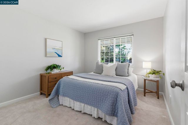 711 Bloching Cir, Clayton, CA 94517