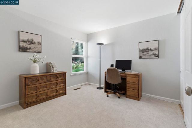 711 Bloching Cir, Clayton, CA 94517