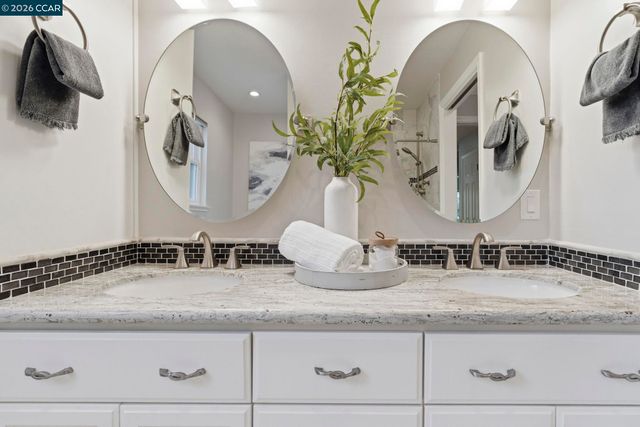 711 Bloching Cir, Clayton, CA 94517