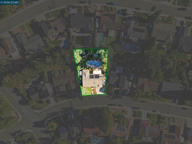 711 Bloching Cir, Clayton, CA 94517