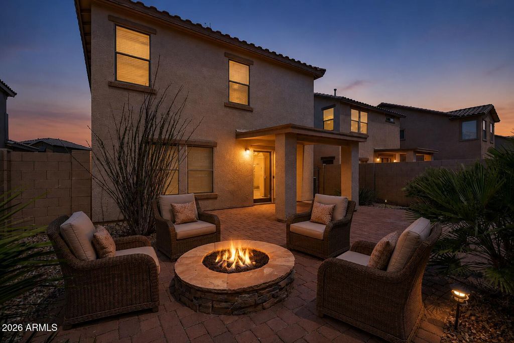 Image 35 of property listing at 40369 W PEGGY Court, Maricopa, AZ 85138
