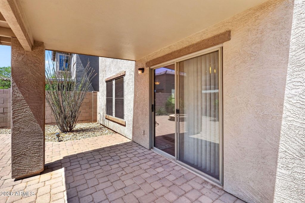 Image 38 of property listing at 40369 W PEGGY Court, Maricopa, AZ 85138