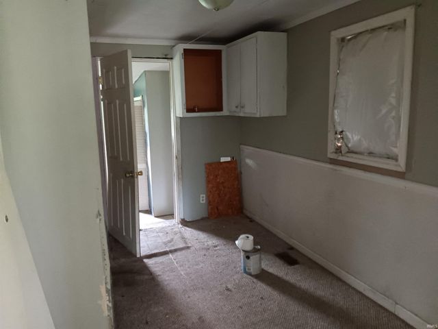 89 Mason Street, Bedford, IN 47421