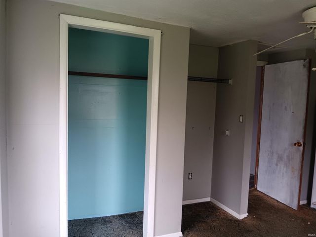 89 Mason Street, Bedford, IN 47421