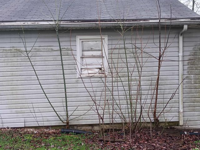 89 Mason Street, Bedford, IN 47421