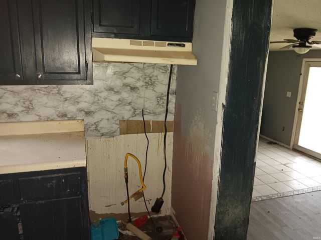 89 Mason Street, Bedford, IN 47421