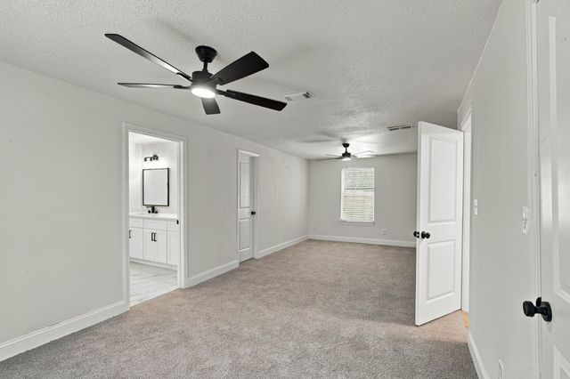 807 Wyatt Street, Waxahachie, TX 75165