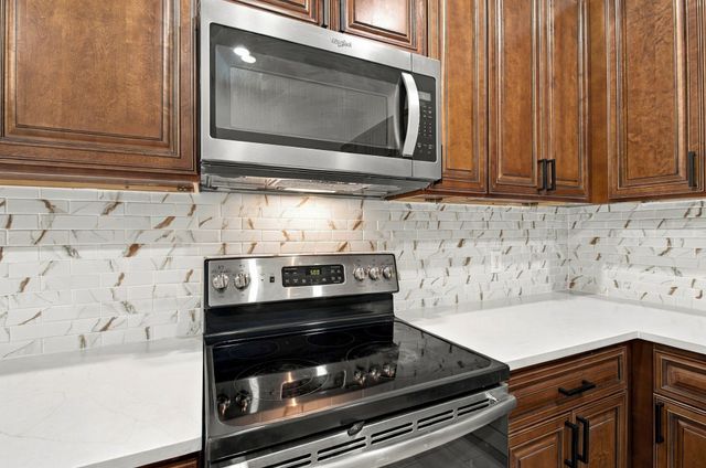 807 Wyatt Street, Waxahachie, TX 75165