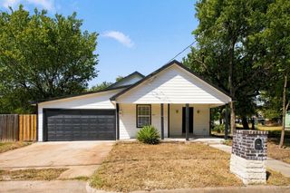 807 Wyatt Street, Waxahachie, TX 75165