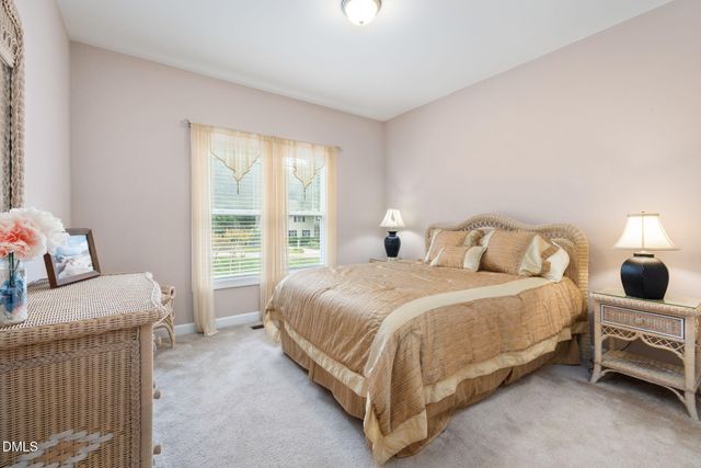 185 Briarwood Place, Wake Forest, NC 27587