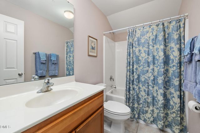 185 Briarwood Place, Wake Forest, NC 27587