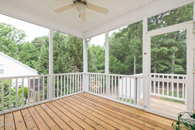 185 Briarwood Place, Wake Forest, NC 27587