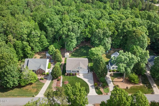 185 Briarwood Place, Wake Forest, NC 27587