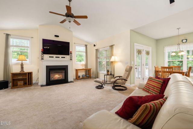 185 Briarwood Place, Wake Forest, NC 27587