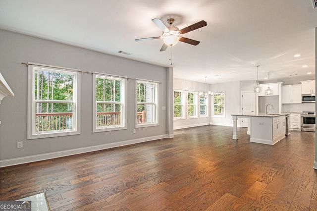 8050 Tristan Way, Whitesburg, GA 30185