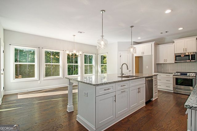 8050 Tristan Way, Whitesburg, GA 30185