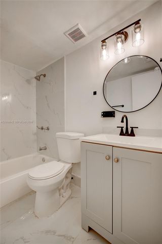 1740 Funston ST 3, Hollywood, FL 33020