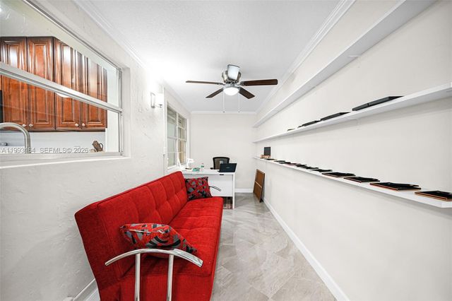 2528 SW Natura Blvd, Deerfield Beach, FL 33441