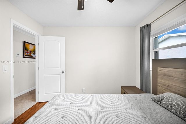 2528 SW Natura Blvd, Deerfield Beach, FL 33441