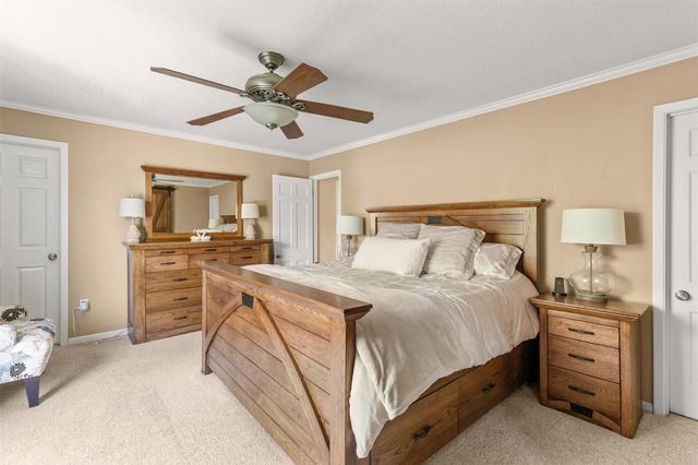 14575 University Avenue, Waukee, IA 50263