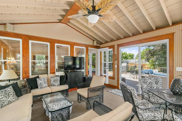 14575 University Avenue, Waukee, IA 50263