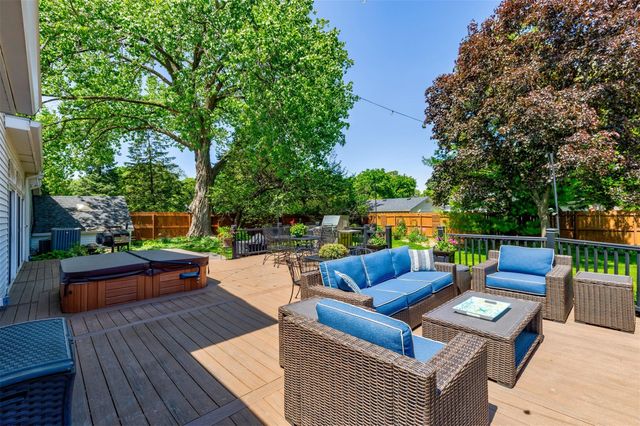 14575 University Avenue, Waukee, IA 50263