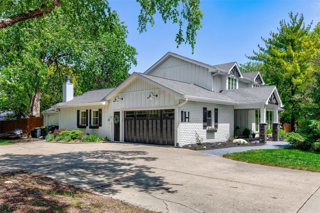 14575 University Avenue, Waukee, IA 50263