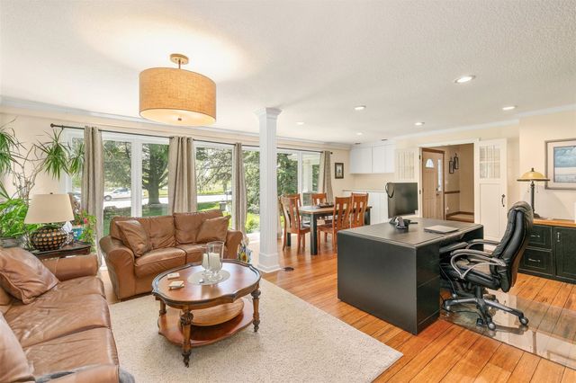 14575 University Avenue, Waukee, IA 50263
