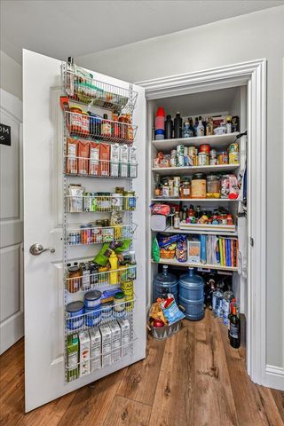 6262 Viewridge Dr, Auburn, CA 95602