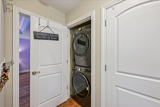 6262 Viewridge Dr, Auburn, CA 95602