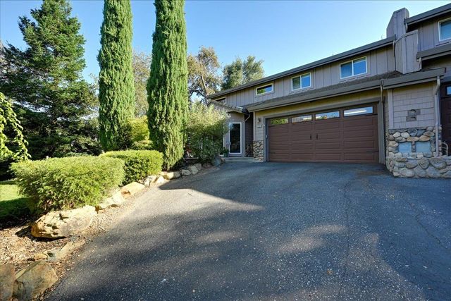 6262 Viewridge Dr, Auburn, CA 95602