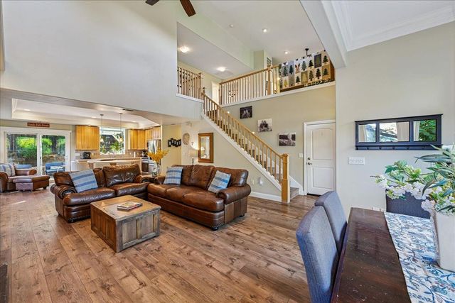 6262 Viewridge Dr, Auburn, CA 95602