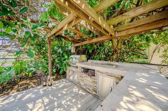 3039 58TH TERRACE E, Bradenton, FL 34203