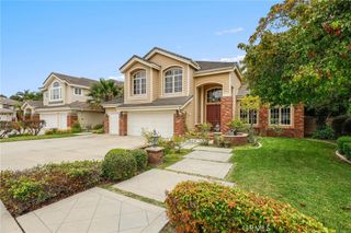 18682 Jockey Circle, Huntington Beach, CA 92648