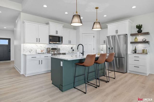 7510 Maxine Drive, Lincoln, NE 68516