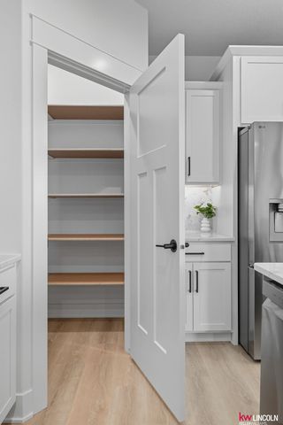 7510 Maxine Drive, Lincoln, NE 68516