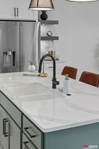 7510 Maxine Drive, Lincoln, NE 68516