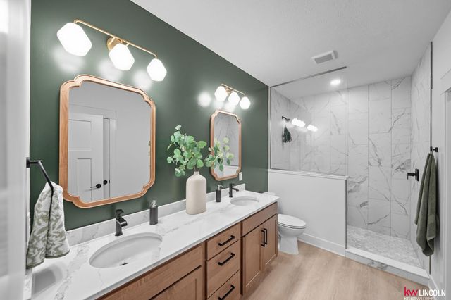 7510 Maxine Drive, Lincoln, NE 68516