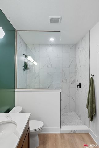 7510 Maxine Drive, Lincoln, NE 68516