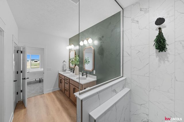 7510 Maxine Drive, Lincoln, NE 68516