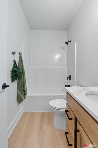 7510 Maxine Drive, Lincoln, NE 68516