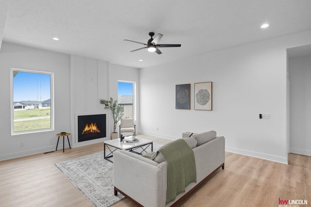 7510 Maxine Drive, Lincoln, NE 68516