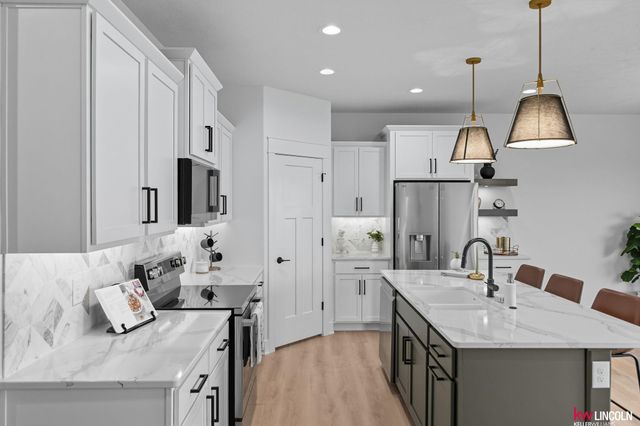 7510 Maxine Drive, Lincoln, NE 68516