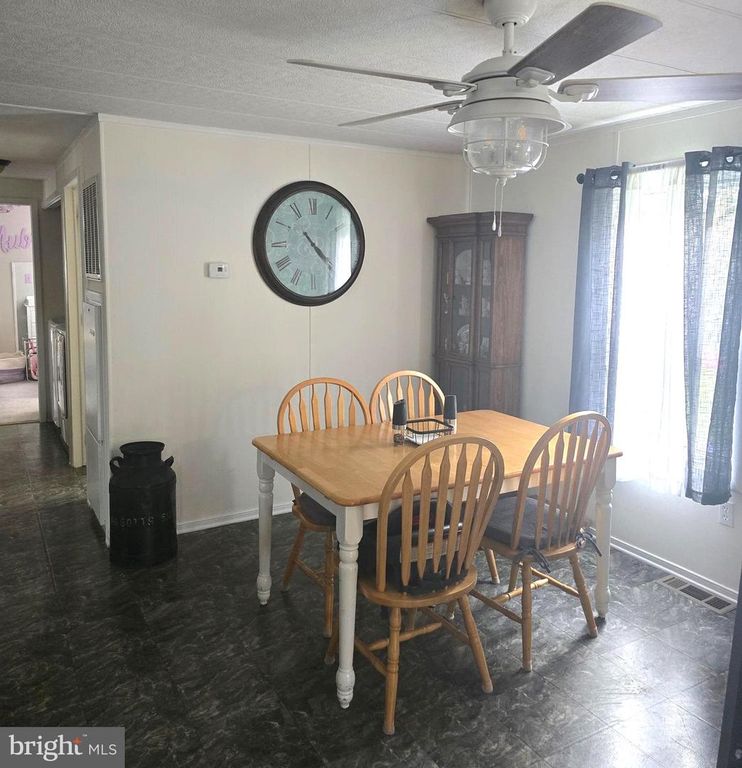Image 6 of property listing at 9050 PUMPKIN NECK RD, King George, VA 22485