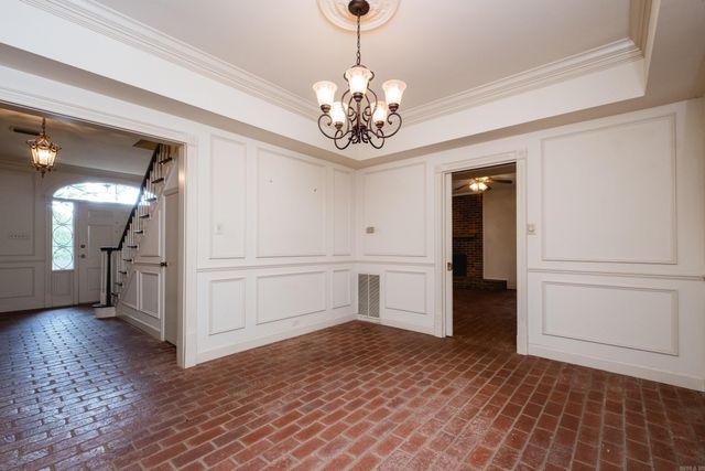 3118 Foxcroft Road, Little Rock, AR 72227