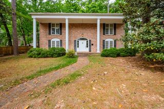 3118 Foxcroft Road, Little Rock, AR 72227