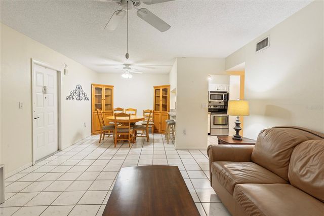 3232 LAKE PINE WAY E B1, Tarpon Springs, FL 34688