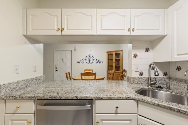 3232 LAKE PINE WAY E B1, Tarpon Springs, FL 34688
