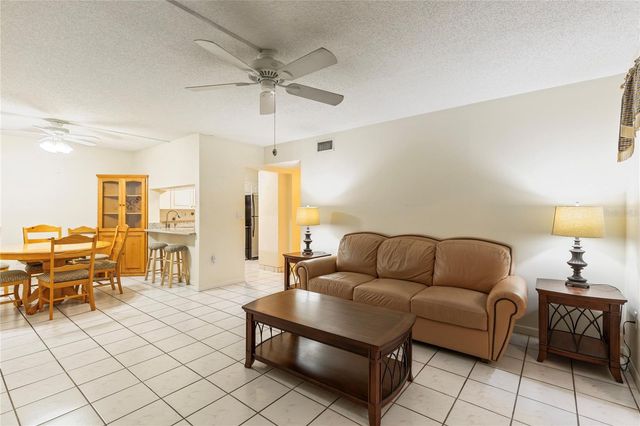 3232 LAKE PINE WAY E B1, Tarpon Springs, FL 34688
